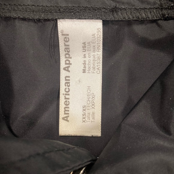 Men’s black, American Apparel, XXS nylon fishtail jacket. - Picture 3 of 3
